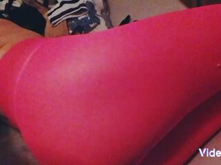 Sissy cherrybluets in pink leggings