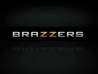 Brazzers Exxtra &lpar;Megan Rain&rpar; &lpar;Peta Jensen&rpar; &lpar;Chad Alva&rpar; - Sibling Rivalry 2